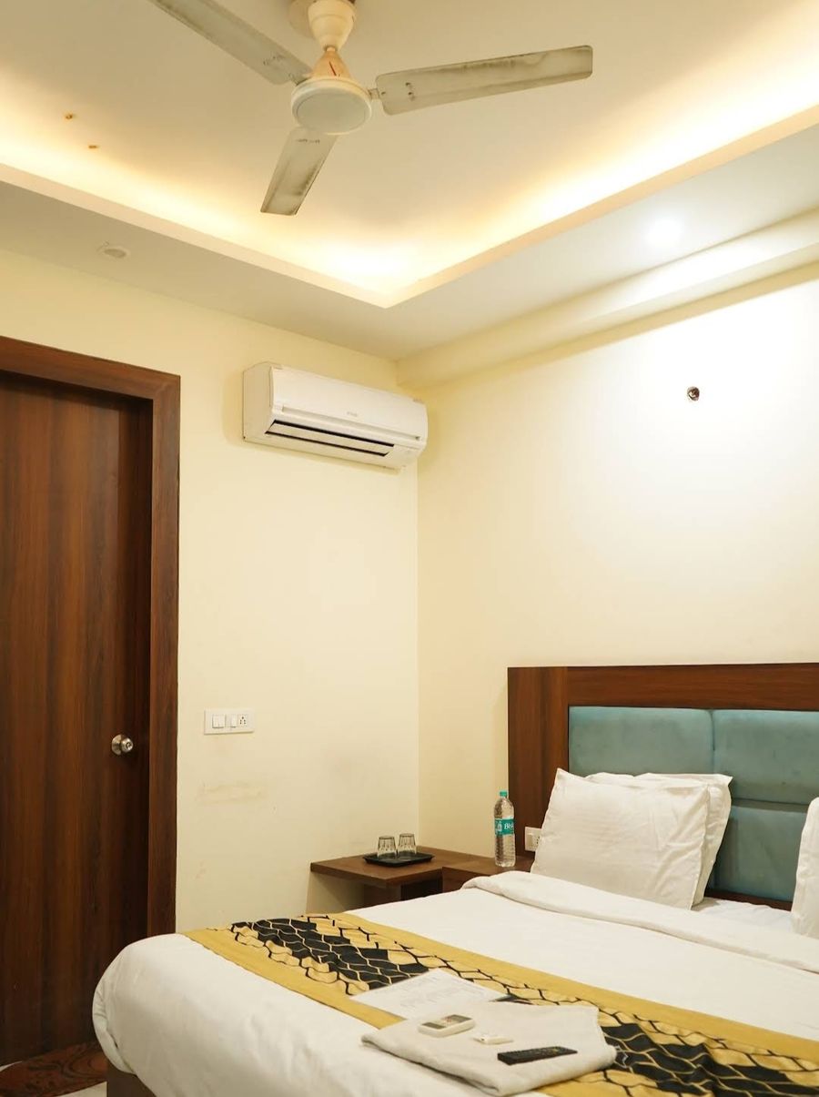 Glace stay in New Delhi, Delhi