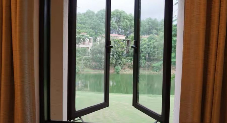 Luxury Golf Resort Near Delhi | Premium Staycation in Manesar, Haryana