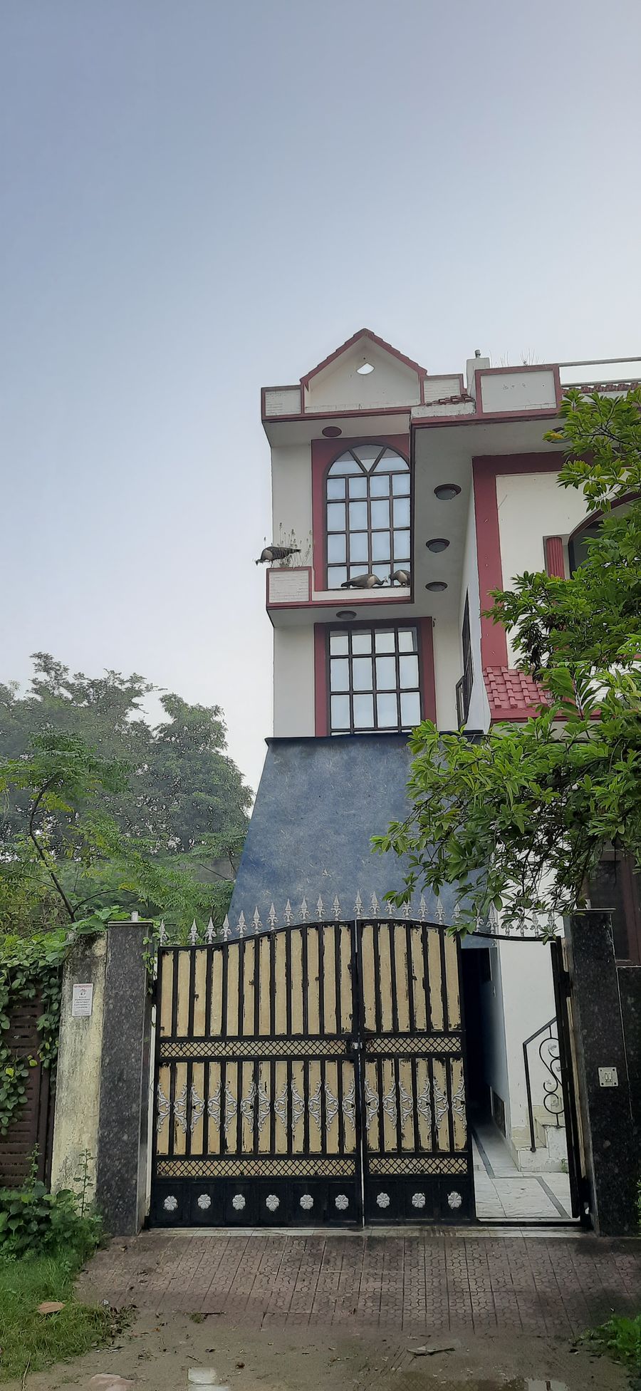 Shri satya Sai sadan (श्री सत्य साईं सदन) in Greater Noida, Uttar Pradesh