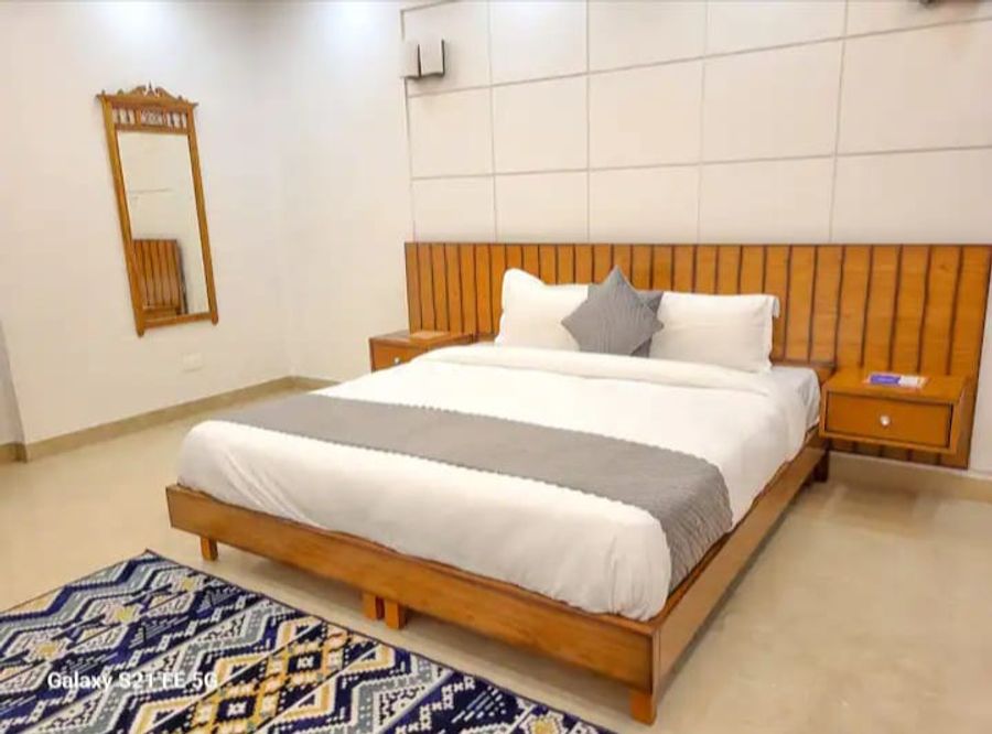 Gracious 3 BHK at Golf Course Road in Gurugram, Haryana