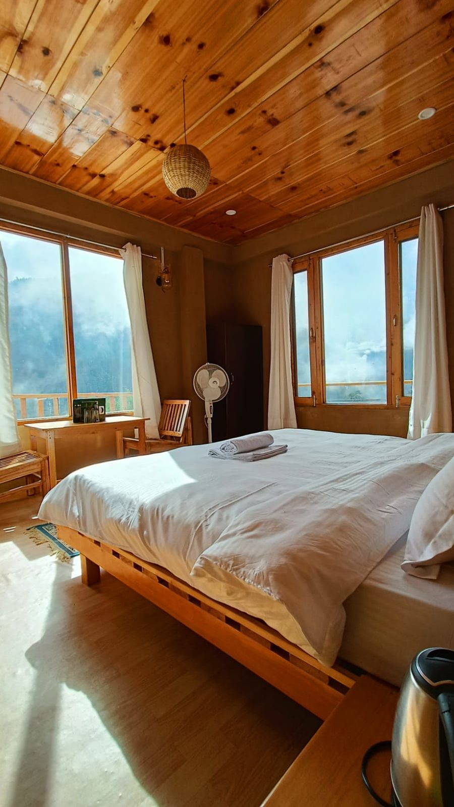 Swargarohini: A serene Homestay in banjar, Himachal Pradesh