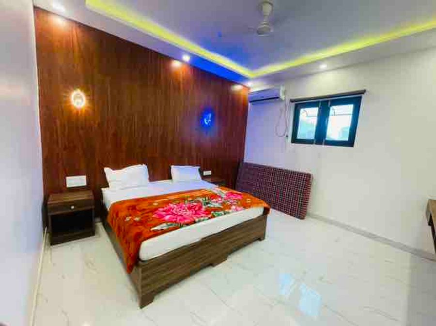 Modern bedroom wooden wall decor luxury farmhouse gurgaon