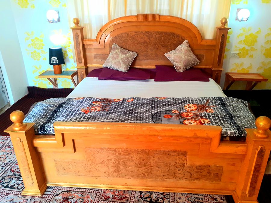White Willow Retreat Srinagar Kashmir in Srinagar Kashmir, Jammu and Kashmir