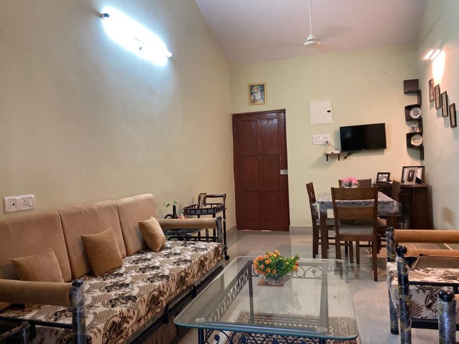 Lavender 2 bhk home by Ravi&Jazz in Arossim, Goa