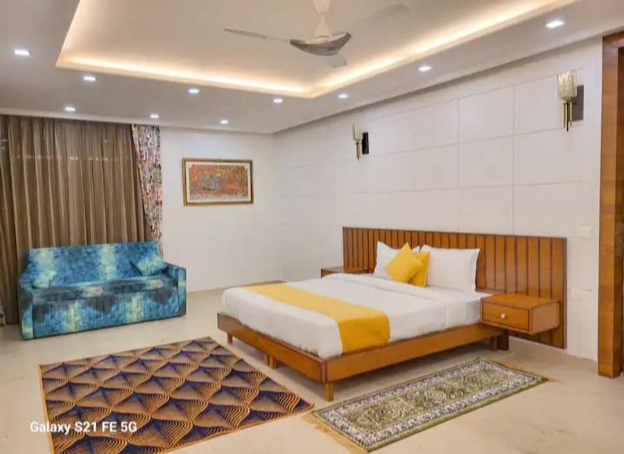 Gracious 3 BHK at Golf Course Road in Gurugram, Haryana