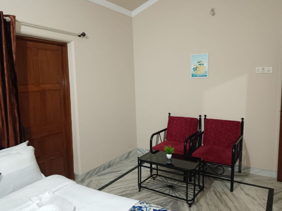 2BHK Luxury Holiday Flat Near Beach in Candolim, Goa