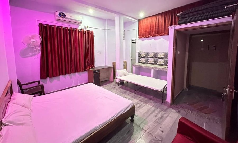 Raj Villa AC Guest House in Varanasi, Uttar Pradesh