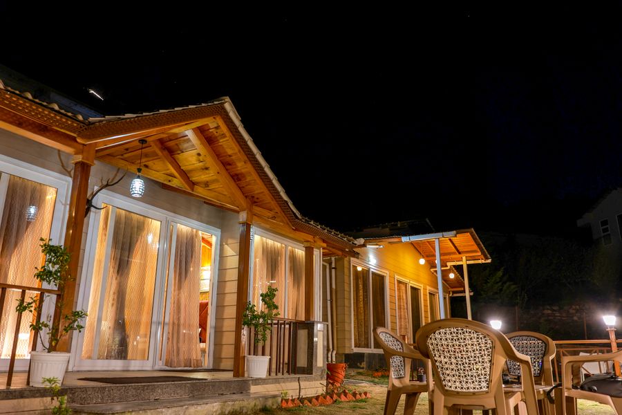 Qcent Club Deluxe Wood Cottages in Mukteshwar, Uttarakhand