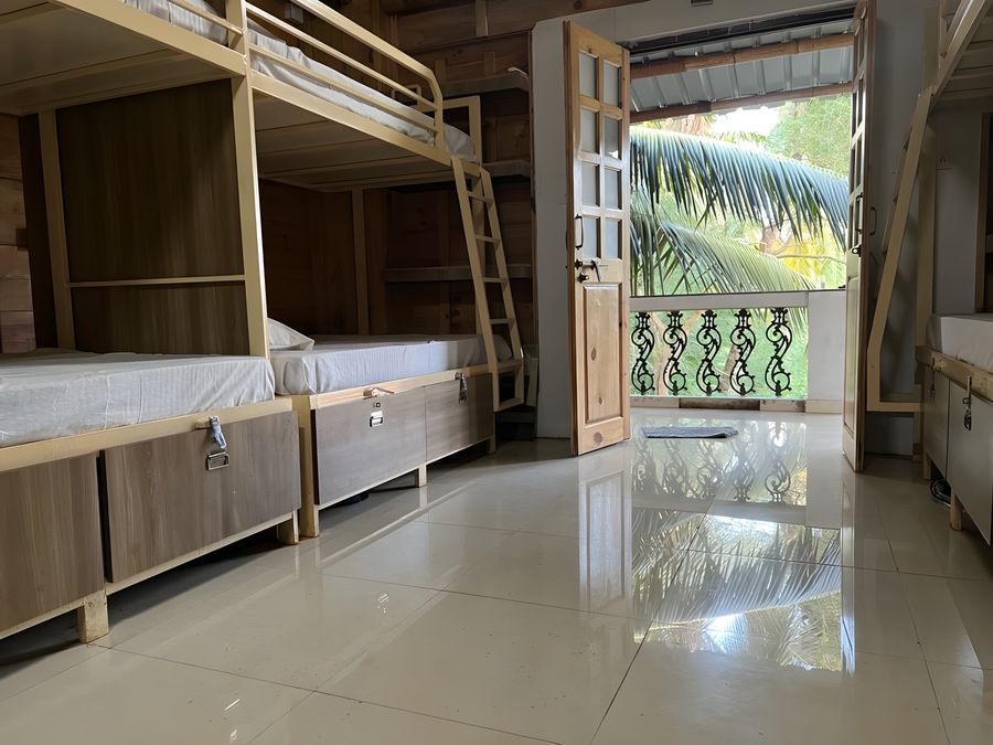 Premium Beds in Dormitory Rooms Available fully Ac in Canacona, Goa