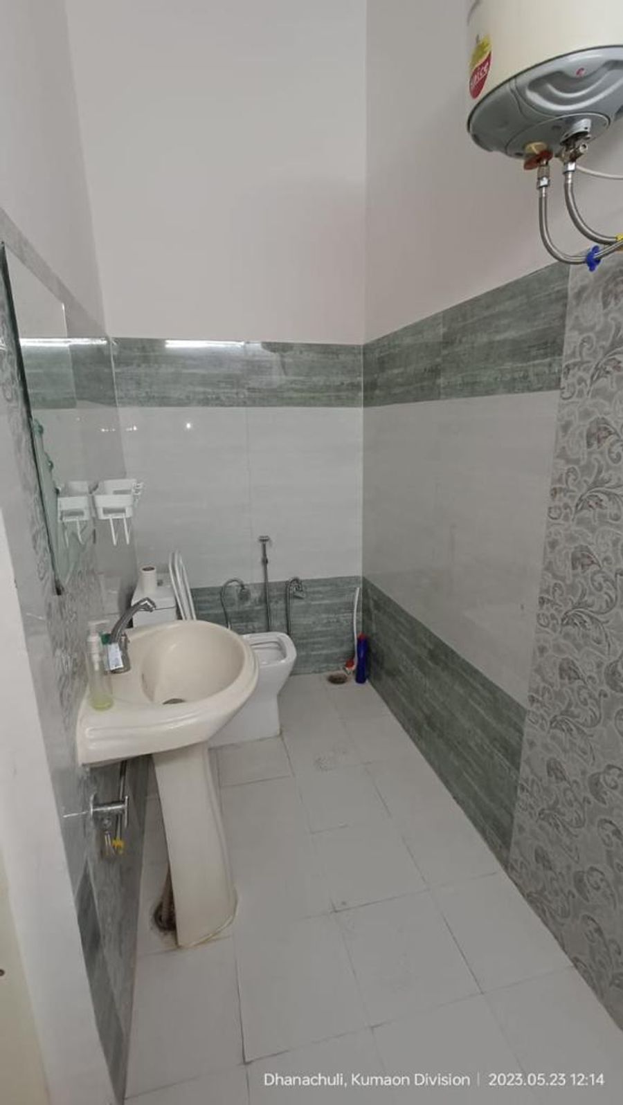 2 BR Home Cottage Villa Dhanachuli Mukteshwar in Dhanachuli, Uttarakhand