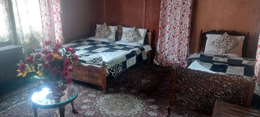 Sayima palace in Srinagar, jammu and kashmir