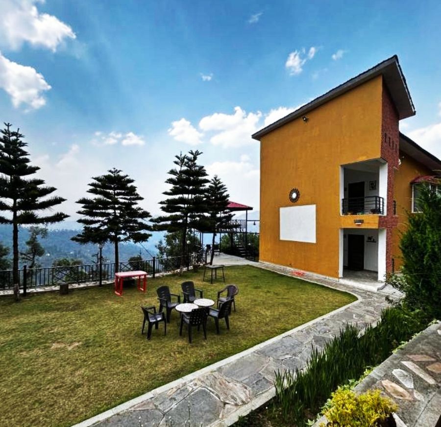 Mist n Meadows Resort in Rajgarh, Himachal Pradesh