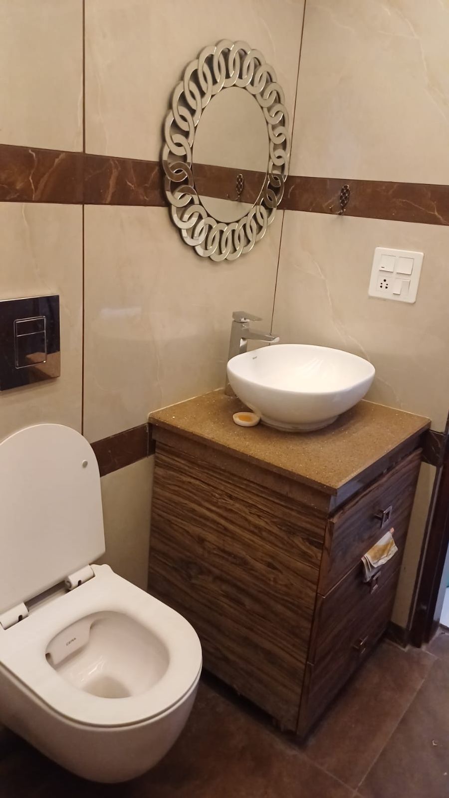 Good room with all amenities and good host in Zirakpur, Punjab