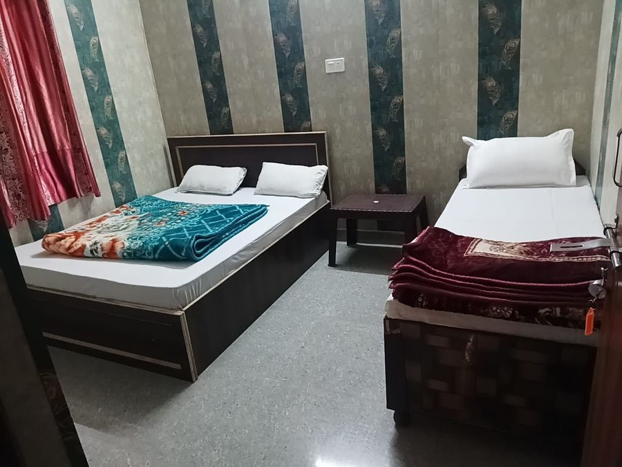Rishabh home stay in बड़कोट, Uttarakhand