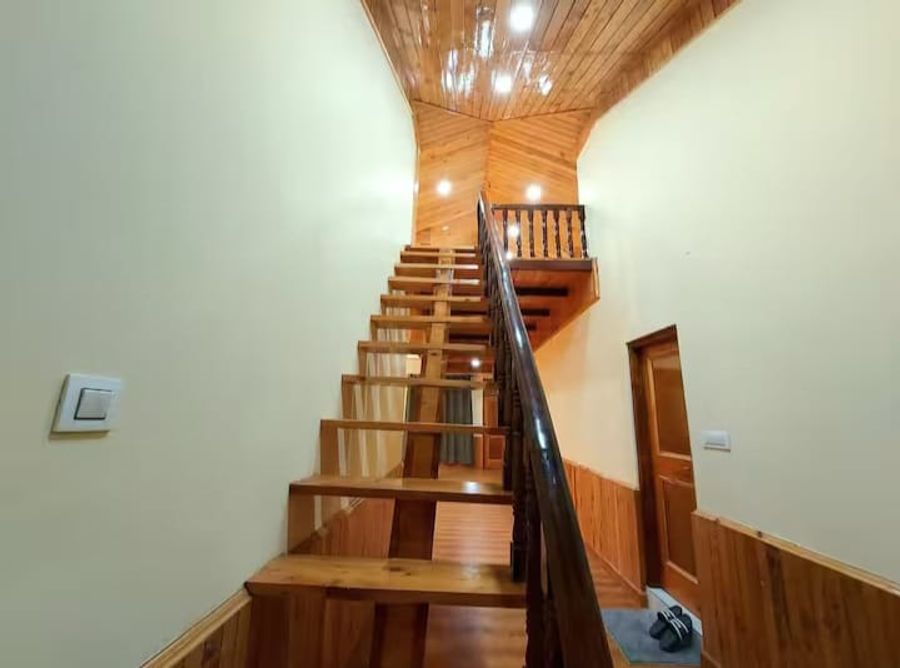 VacationBuddy Himalayan 3BR Farmstay Nr Manali in Manali, Himachal pradesh