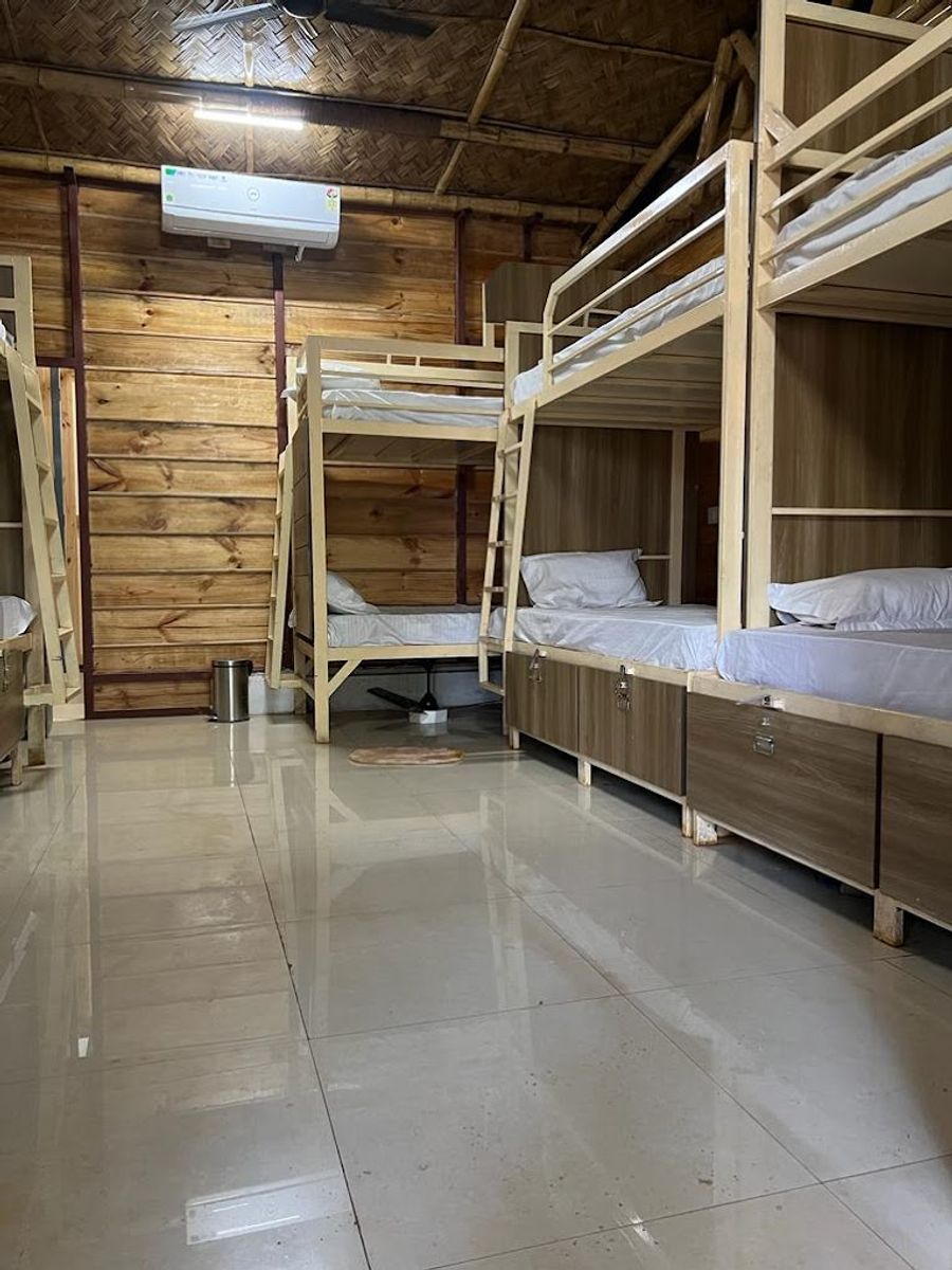 Premium Beds in Dormitory Rooms Available fully Ac in Canacona, Goa
