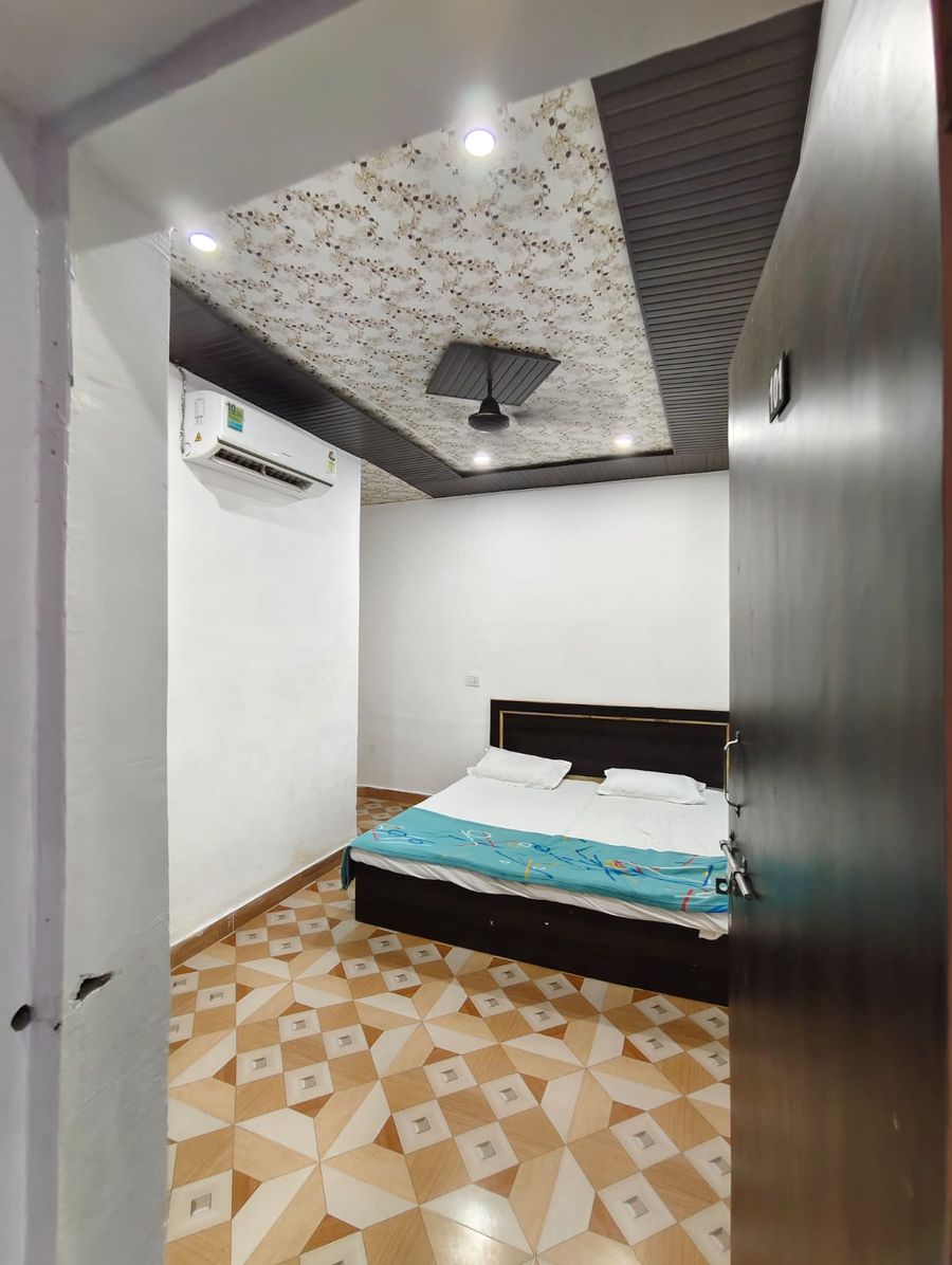 SHIV HARI HOME STAY in Mathura, Uttar Pradesh