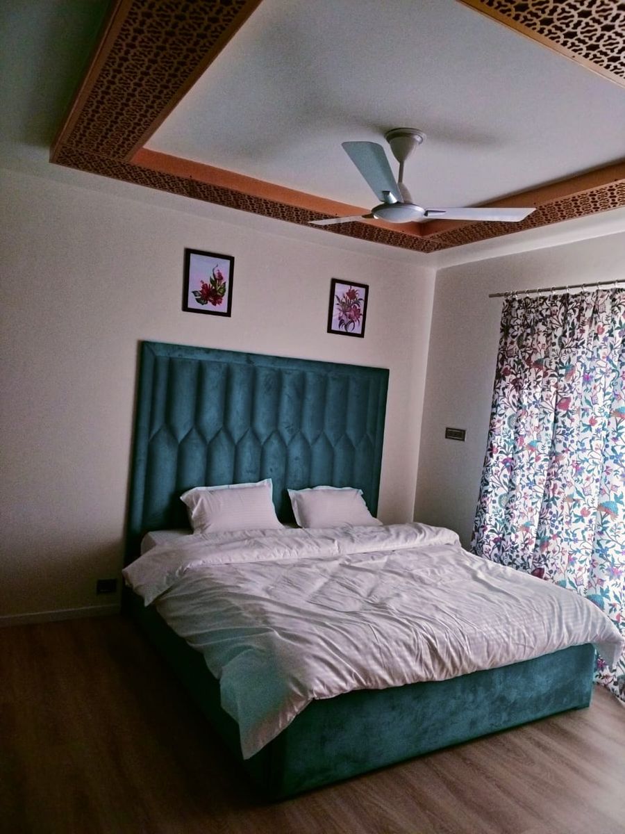 New Zamrood Holiday Home in Srinagar, Jammu and Kashmir