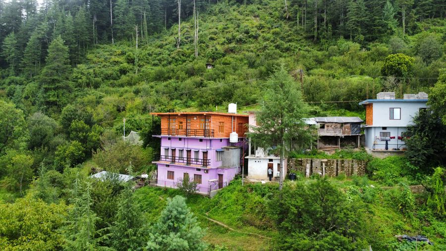 Double Bedroom in  Chakrata Koti Kanasar in Dehradun, Uttarakhand