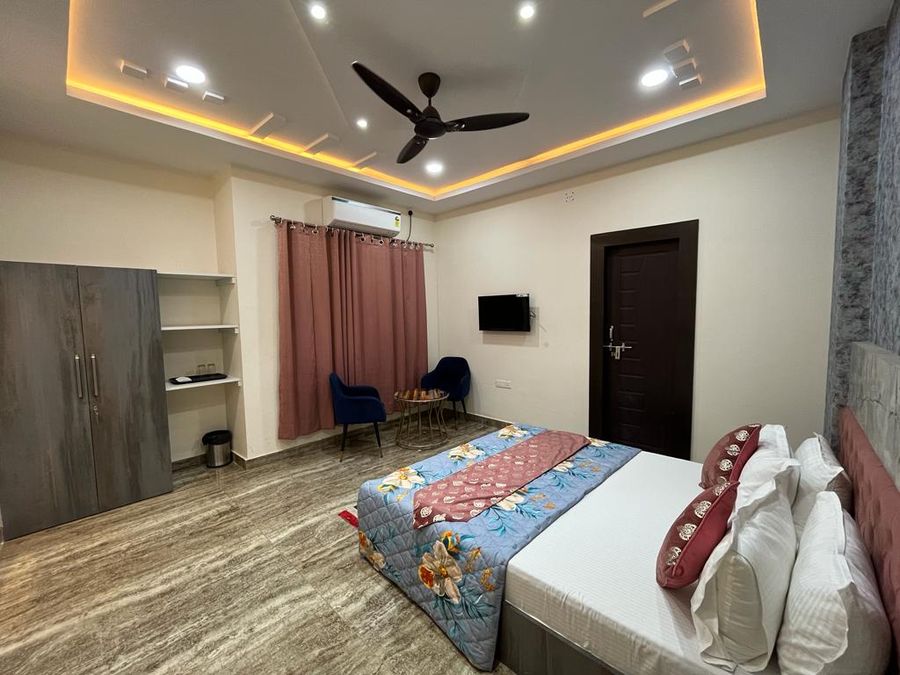 Varanasi Ramkatora in Varanasi, Uttar Pradesh