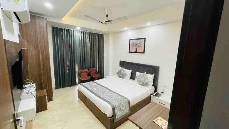 Reebah Inn & Suites in Gurgaon, Haryana