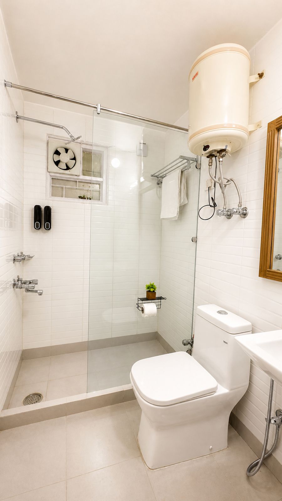 Glass partition walk in shower bathroom homestay mussoorie