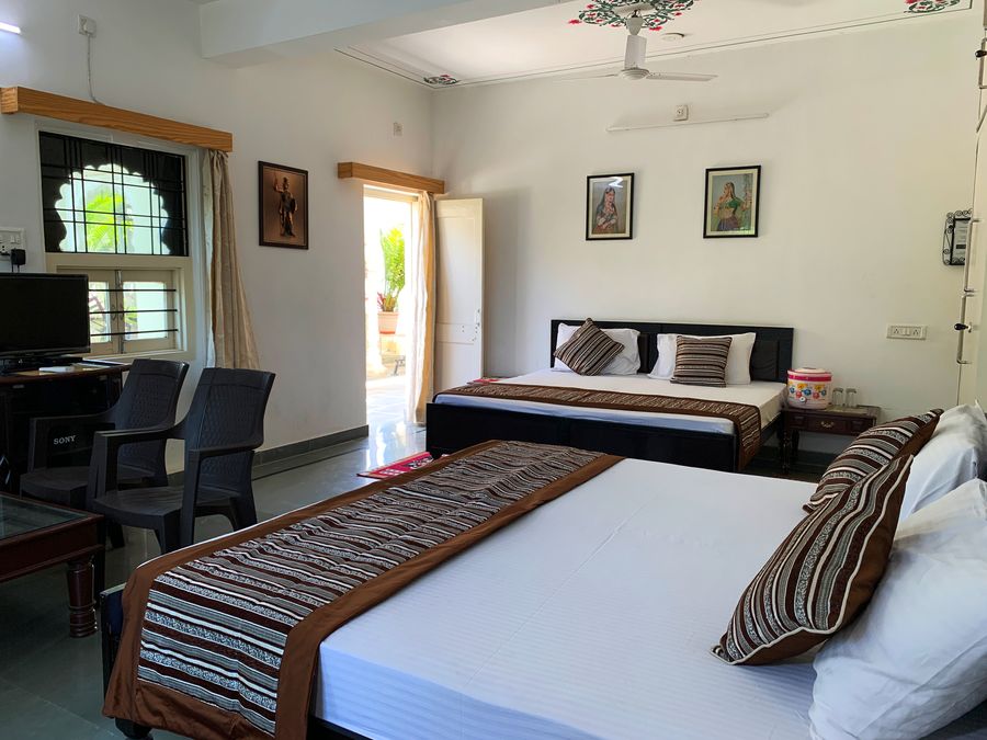 Gadh Ganesh Homestay - Four Bed Room in Udaipur, India
