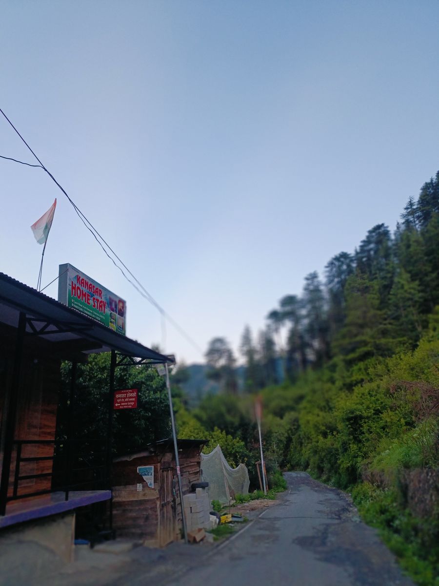 Double Bedroom in  Chakrata Koti Kanasar in Dehradun, Uttarakhand