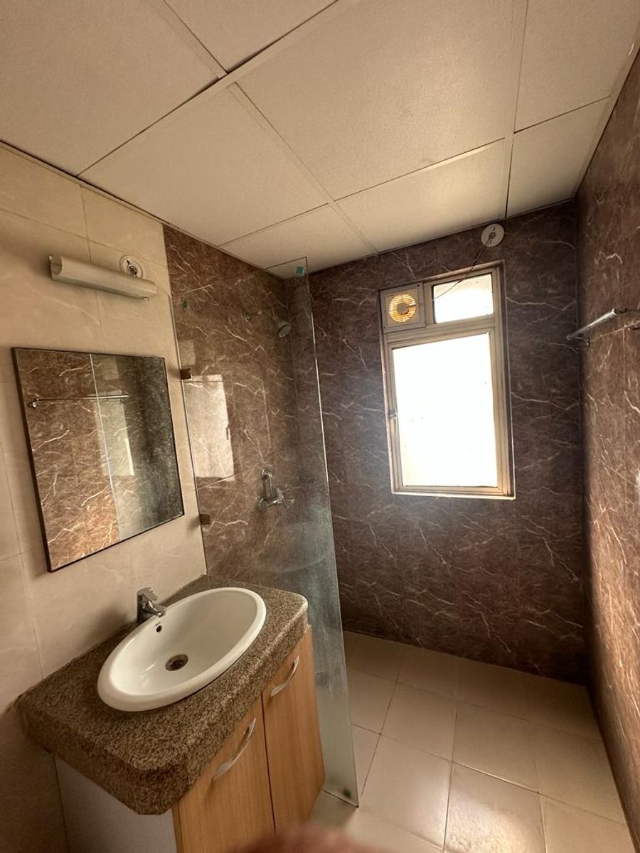 2 Lavish Studio Apartment in Noida by Pearl Castle in Noida, Uttar Pradesh