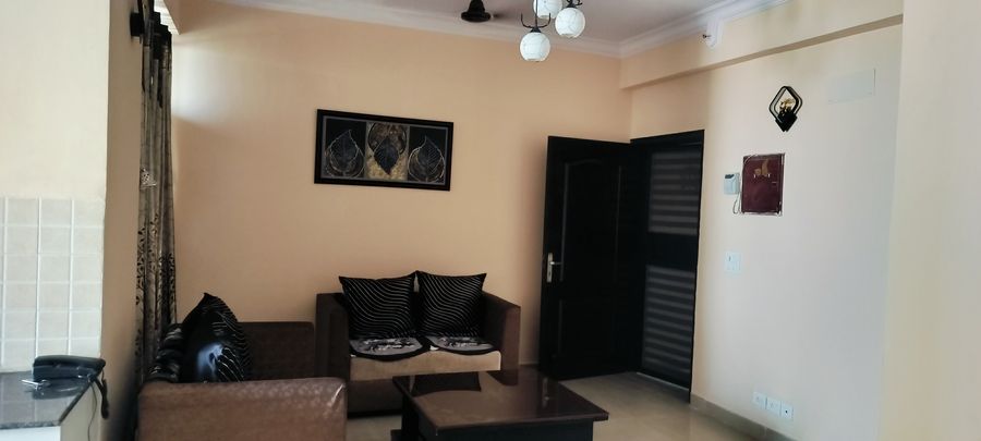 Fully Furnished Cozy apartment in Ghaziabad, Uttar Pradesh