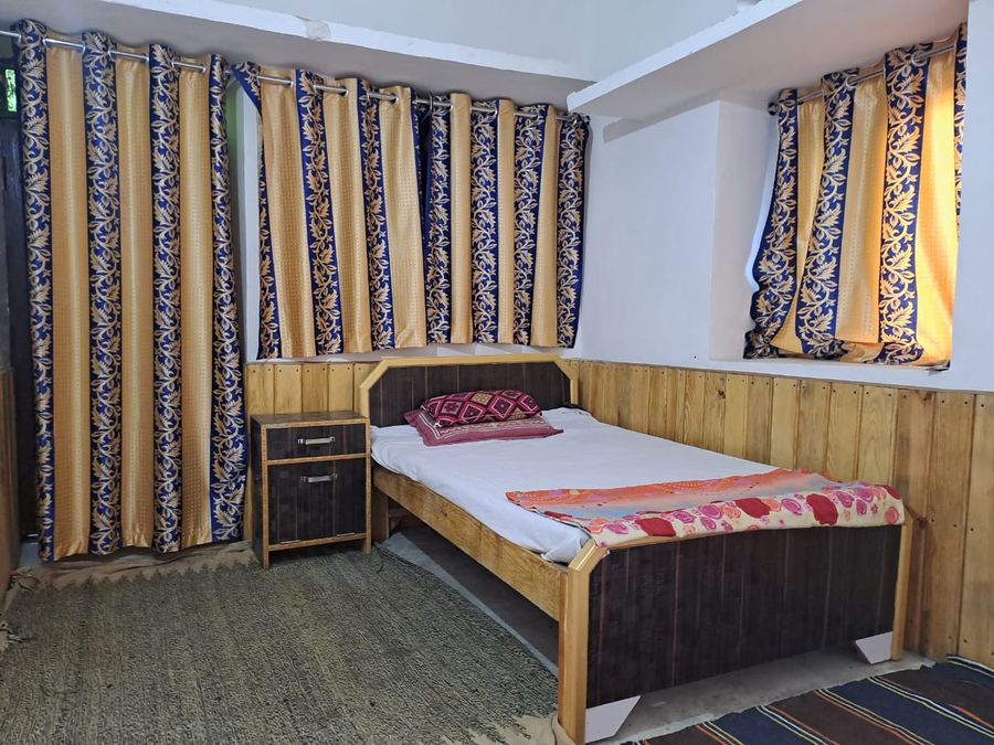 Himani homestay in Someshwar, uttarakhand