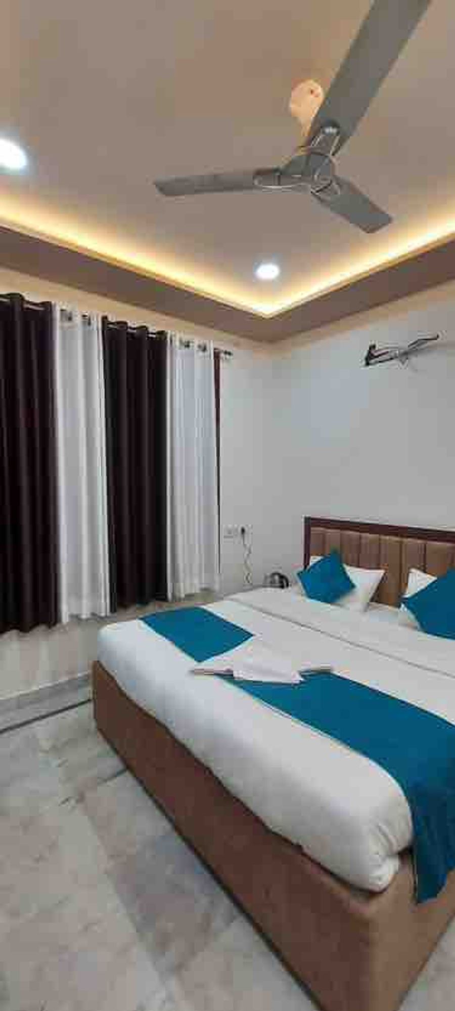 hotel lakhnavi inn in Varanasi, Uttar Pradesh