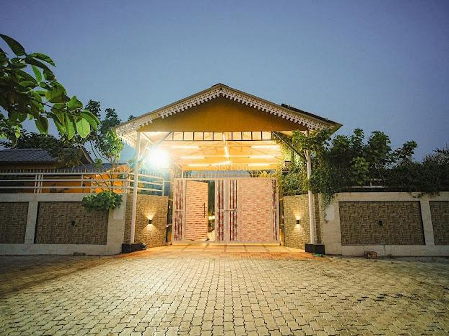 Beautiful property, within the city in Noida, Uttar Pradesh