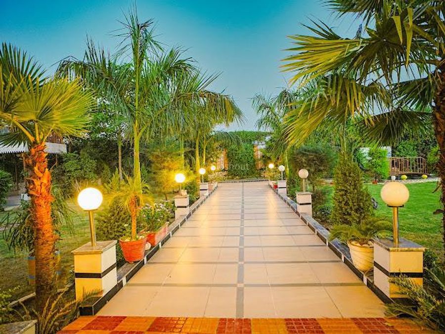 Beautiful property, within the city in Noida, Uttar Pradesh