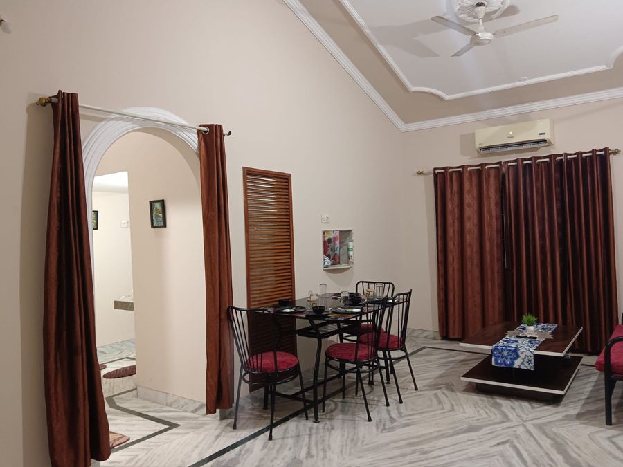 2BHK Luxury Holiday Flat Near Beach in Candolim, Goa