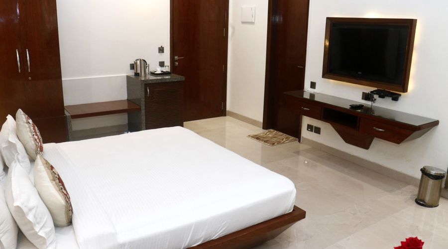 Moon and Mars Resort-Rooma, Kanpur in Kanpur, Uttar Pradesh