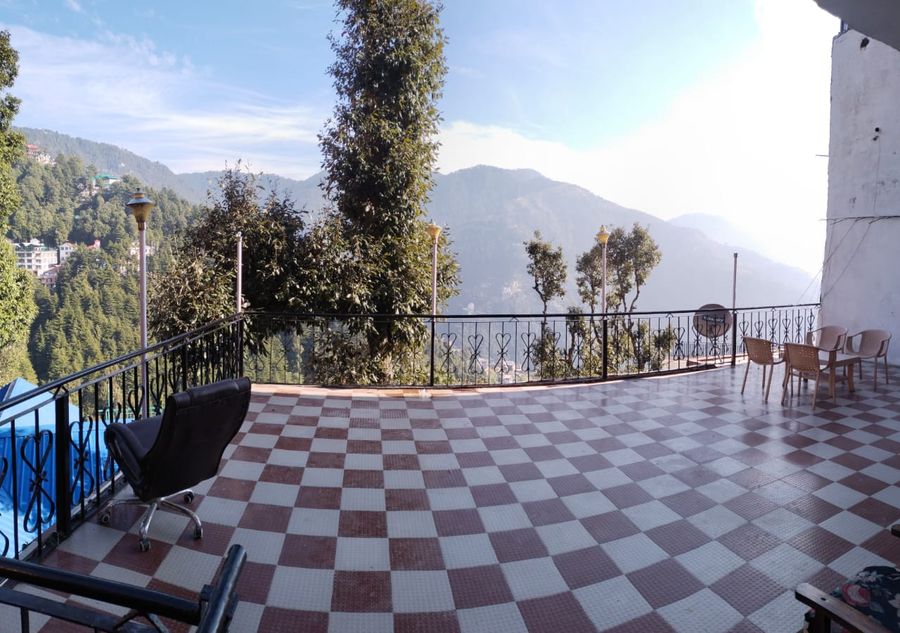 Mountain view inn in Dalhousie, himachal pradesh