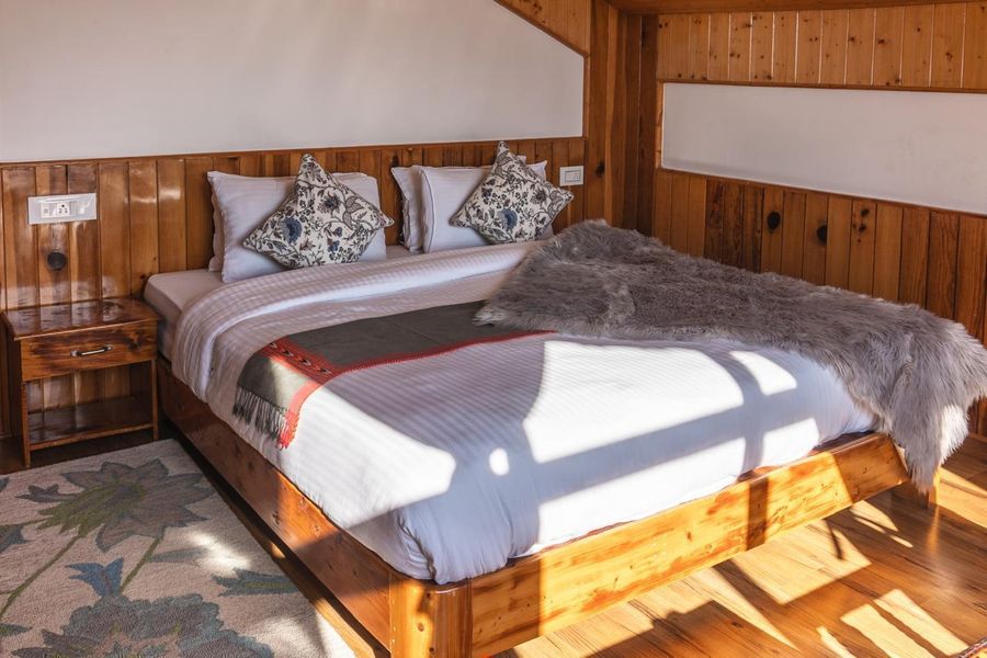 Manzar Manali | Luxury Boutique Pahadi Cottage in Haripur, Manali, Himachal Pradesh