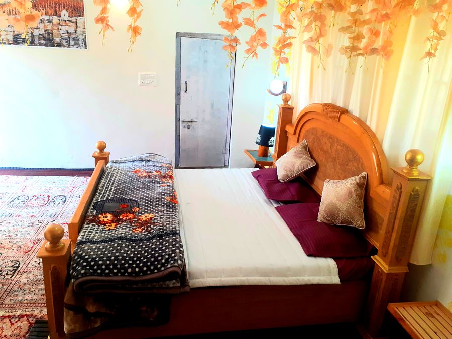White Willow Retreat Srinagar Kashmir in Srinagar Kashmir, Jammu and Kashmir