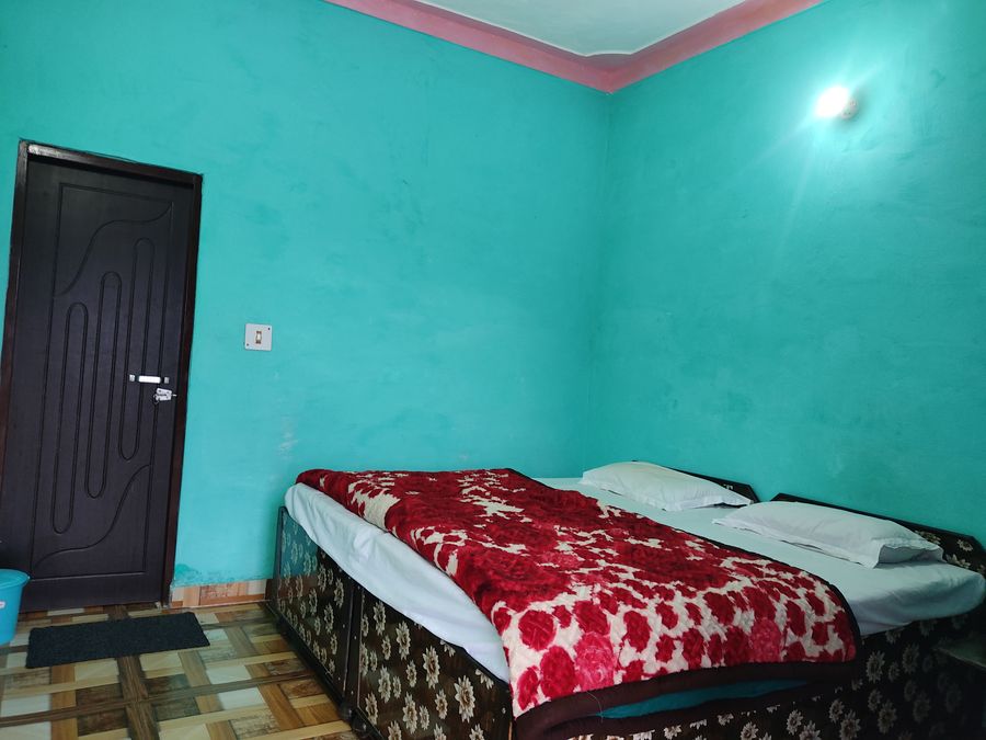 homestay is located sari near by chopta tungna in Ukhimath Rudraprayag, Uttarakhand