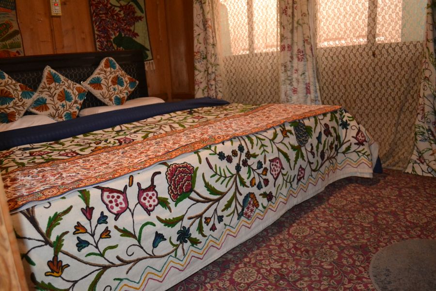 Bombay hertiage group of house boat in SRINAGAR, JAMMU AND KASHMIR