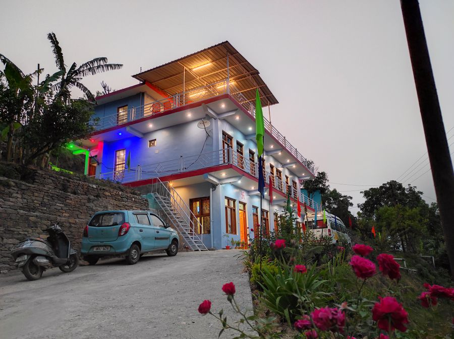 Radha Gopal Royal in kausani, uttarakhand