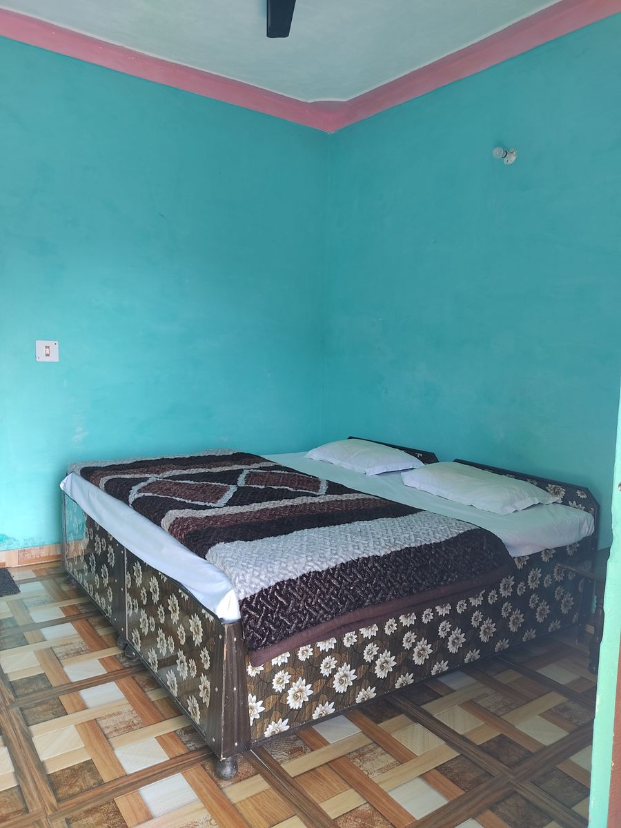 homestay is located sari near by chopta tungna in Ukhimath Rudraprayag, Uttarakhand