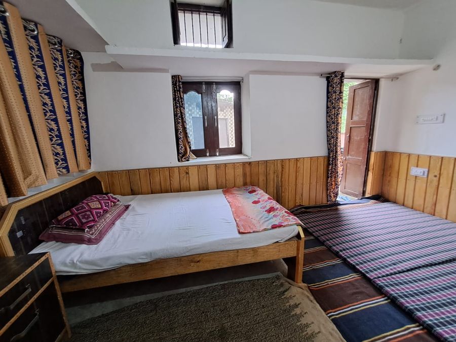 Himani homestay in Someshwar, uttarakhand