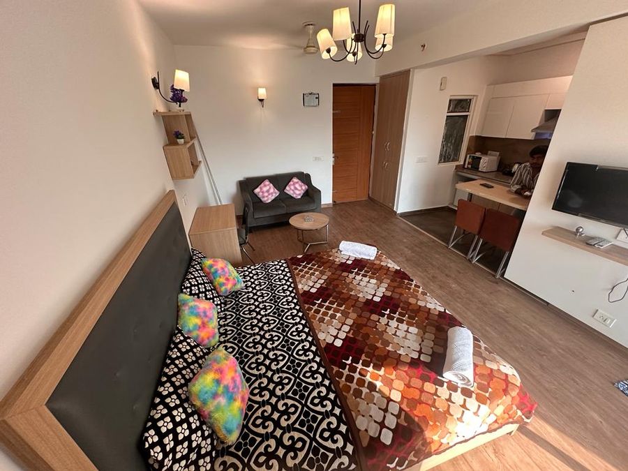 2 Lavish Studio Apartment in Noida by Pearl Castle in Noida, Uttar Pradesh
