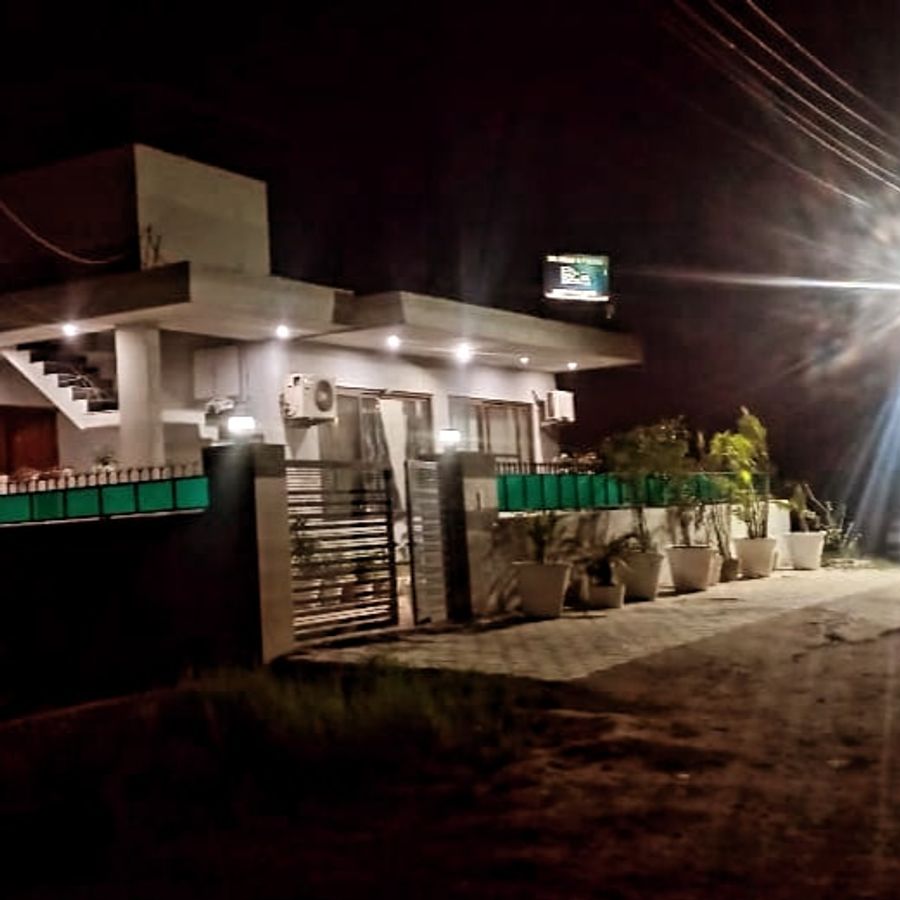 Bunglow with Swimming Pool N Pool Table in Mohali, Punjab
