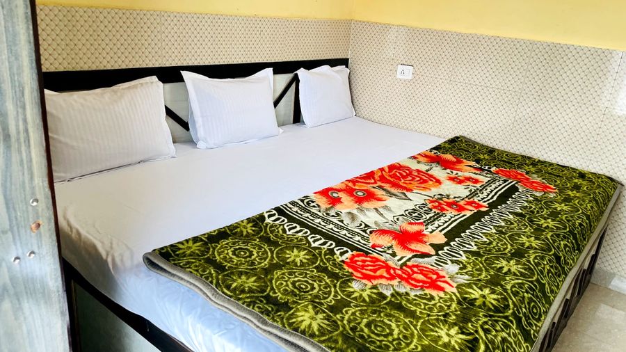 Patel paying guest house in Mathura, Uttar pradesh