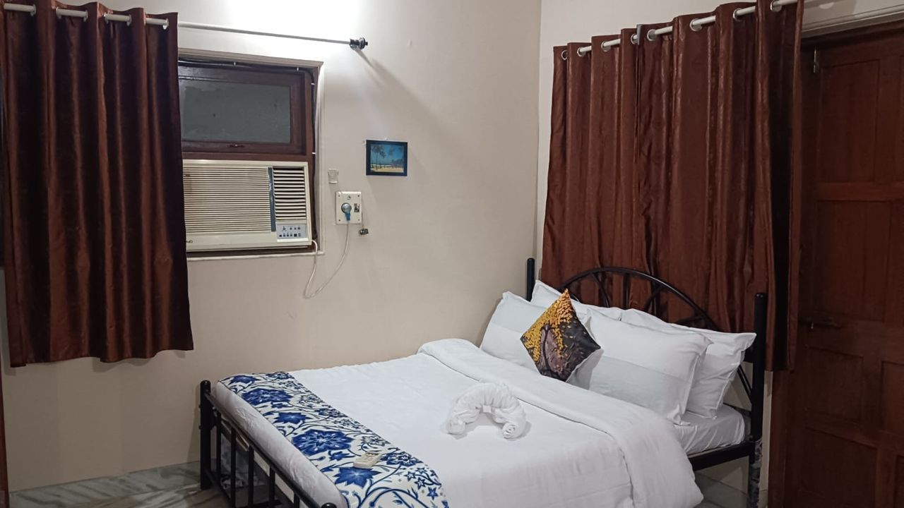 2BHK Luxury Holiday Flat Near Beach in Candolim, Goa