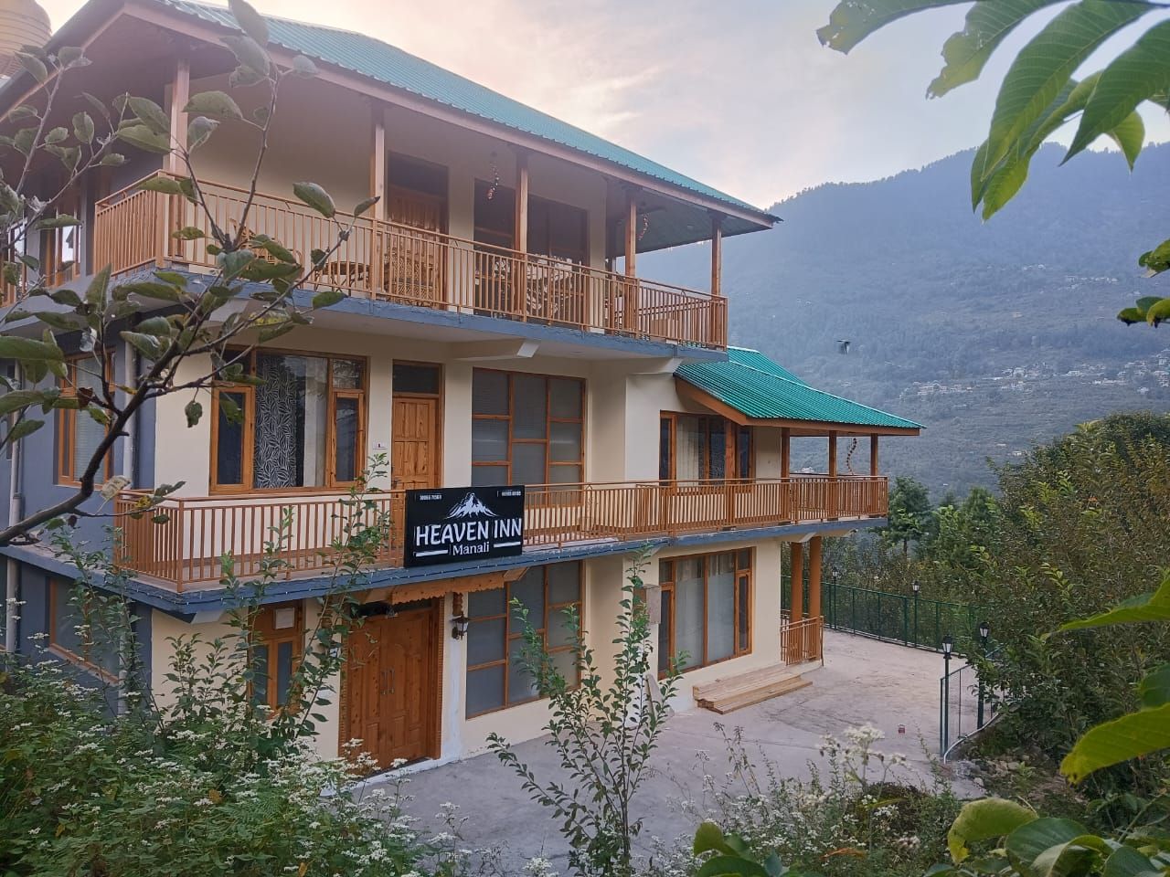 Double Room in Manali, Himachal Pradesh