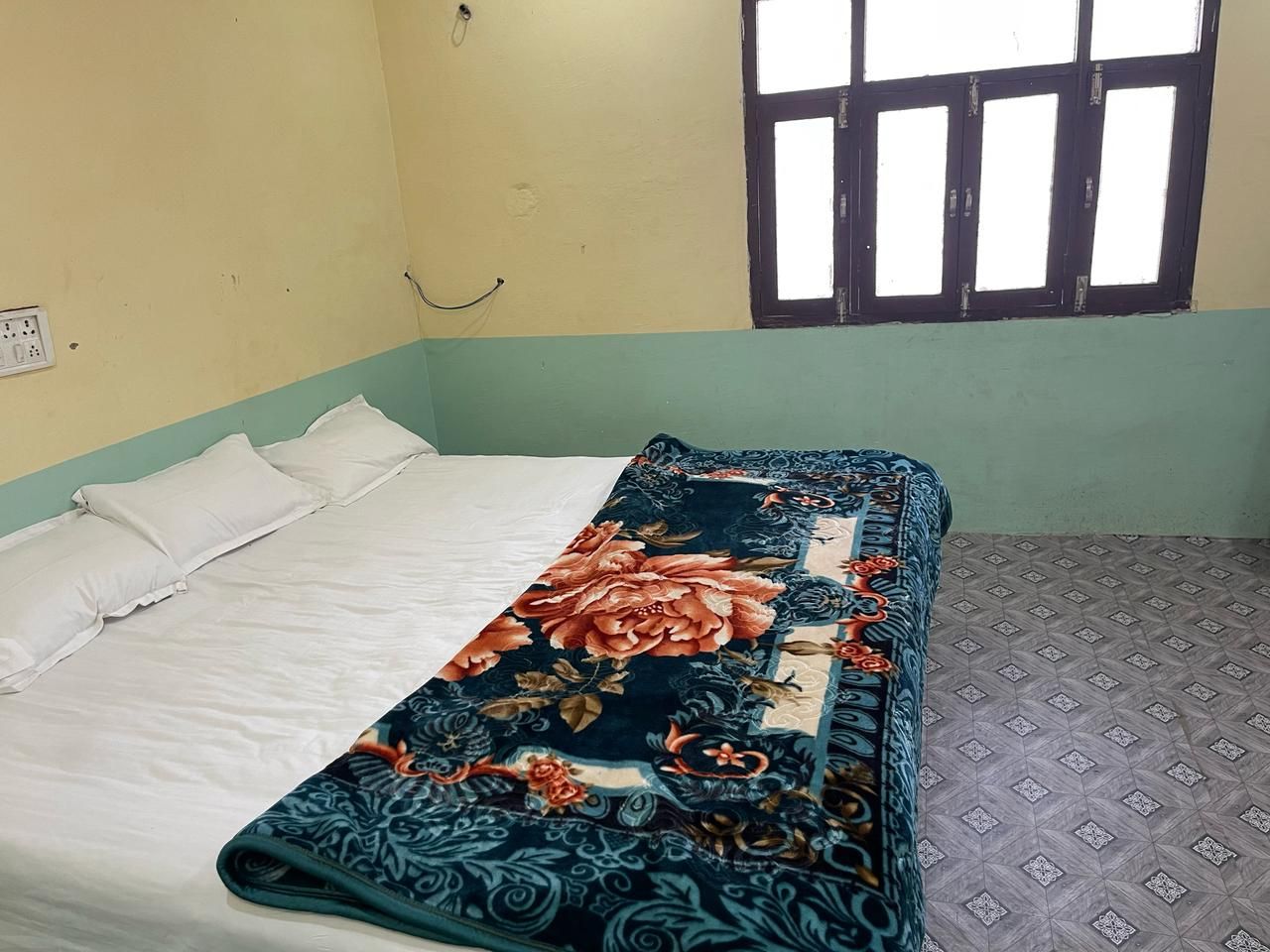 Shree Kedareshwar Bhavan in Varanasi, Uttar Pradesh